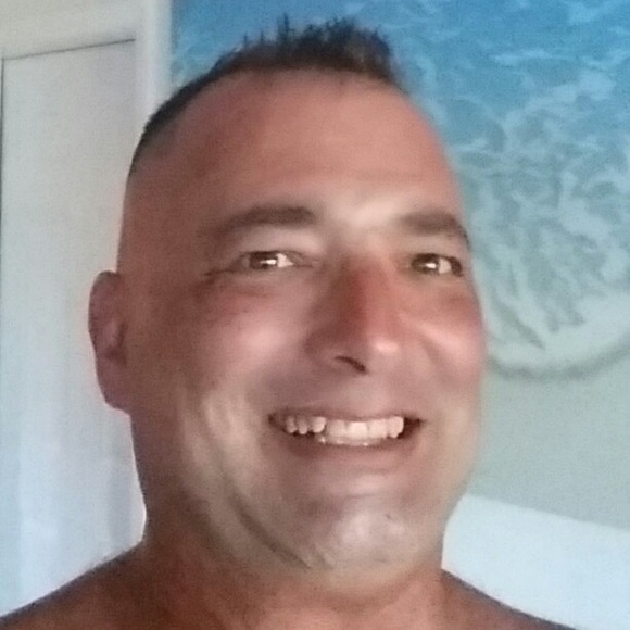 Meet your Posher, Dennis - Picture 1 of 1